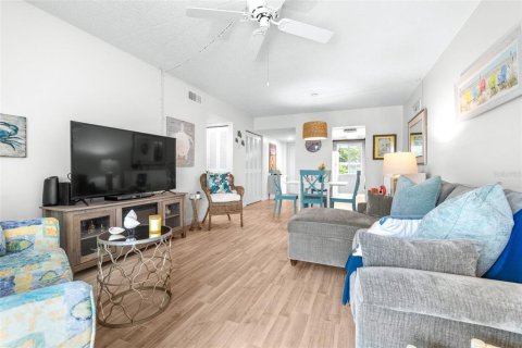 Condo in Clearwater, Florida, 1 bedroom  № 1767480 - photo 10