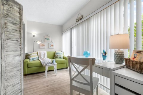 Condo in Clearwater, Florida, 1 bedroom  № 1767480 - photo 12