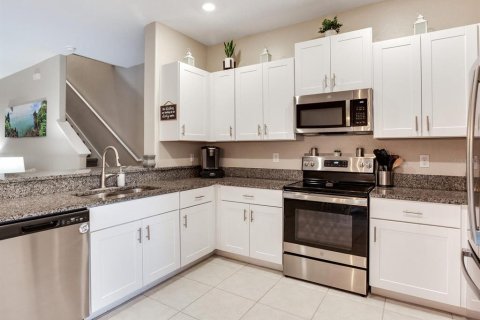 Townhouse in Holiday, Florida 3 bedrooms, 151.8 sq.m. № 2092161 - photo 6