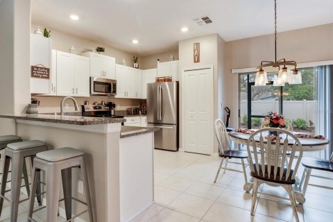 Townhouse in Holiday, Florida 3 bedrooms, 151.8 sq.m. № 2092161 - photo 19