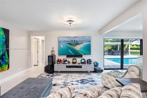 House in Coral Springs, Florida 4 bedrooms, 229 sq.m. № 1848760 - photo 21