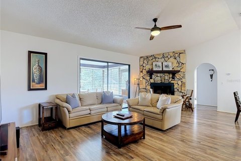 House in Spring Hill, Florida 2 bedrooms, 102.75 sq.m. № 2218843 - photo 18