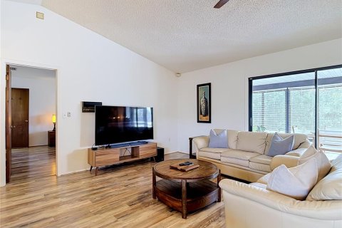 House in Spring Hill, Florida 2 bedrooms, 102.75 sq.m. № 2218843 - photo 19