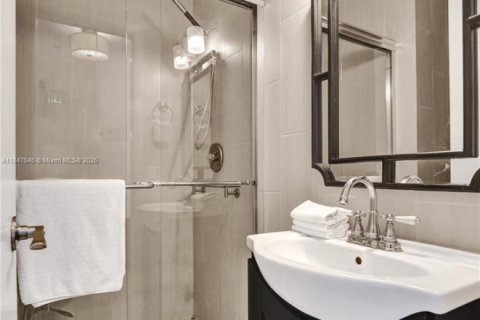 Купить таунхаус в Холливуд, Флорида 4 спальни, 168.62м2, № 2035667 - фото 23