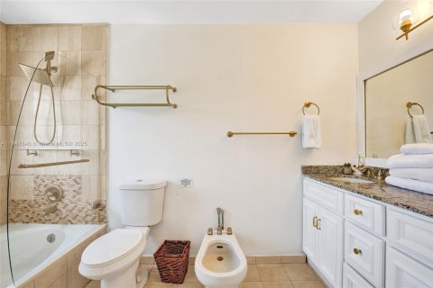 Купить таунхаус в Холливуд, Флорида 4 спальни, 168.62м2, № 2035667 - фото 28