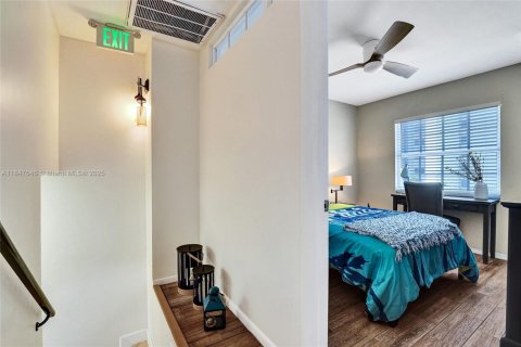 Купить таунхаус в Холливуд, Флорида 4 спальни, 168.62м2, № 2035667 - фото 17