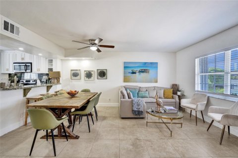 Купить таунхаус в Холливуд, Флорида 4 спальни, 168.62м2, № 2035667 - фото 4