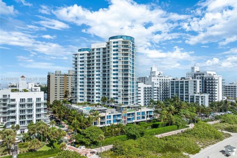 Condominio en venta en Miami Beach, Florida, 2 dormitorios, 118.91 m2 № 2186103 - foto 21