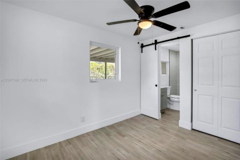House in Delray Beach, Florida 3 bedrooms, 76.92 sq.m. № 2071481 - photo 16