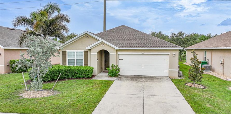 House in Punta Gorda, Florida 3 bedrooms, 157 sq.m. № 1815813