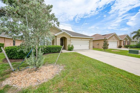 House in Punta Gorda, Florida 3 bedrooms, 157 sq.m. № 1815813 - photo 2