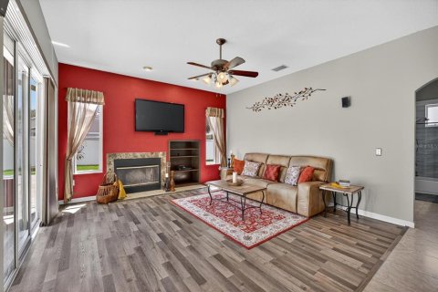 House in Pinellas Park, Florida 3 bedrooms, 175.96 sq.m. № 1877385 - photo 7