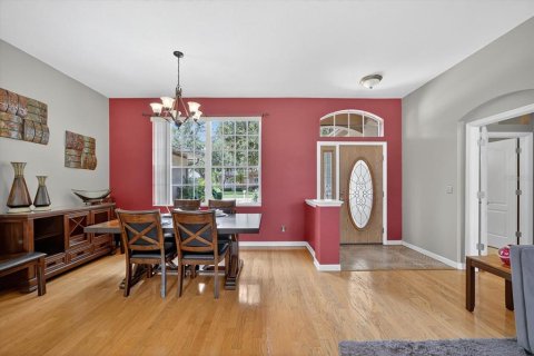 House in Pinellas Park, Florida 3 bedrooms, 175.96 sq.m. № 1877385 - photo 19