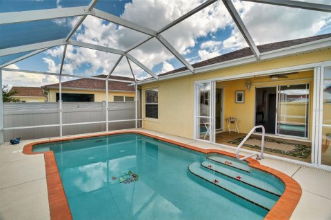 House in The Villages, Florida 3 bedrooms, 130.71 sq.m. № 1903077 - photo 25