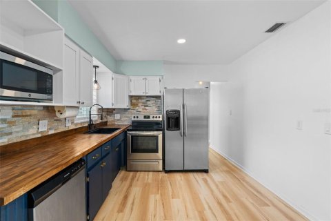Villa ou maison à vendre à Seminole, Floride: 2 chambres, 110.18 m2 № 2221442 - photo 18