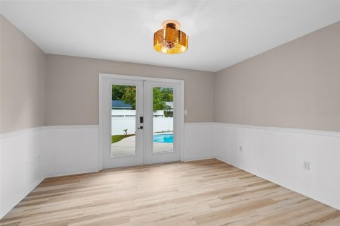 Villa ou maison à vendre à Seminole, Floride: 2 chambres, 110.18 m2 № 2221442 - photo 6