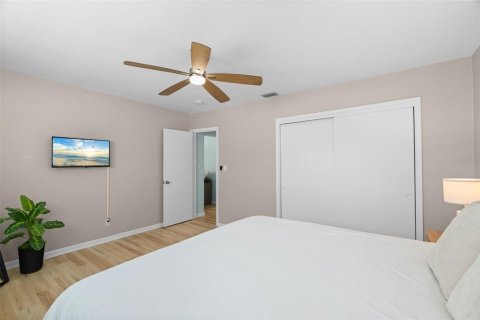 Villa ou maison à vendre à Seminole, Floride: 2 chambres, 110.18 m2 № 2221442 - photo 23