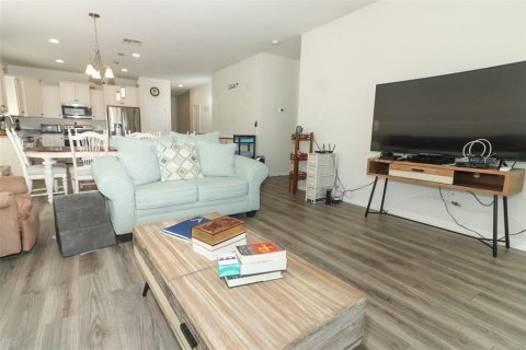 Casa en venta en Polk City, Florida, 3 dormitorios, 184.88 m2 № 1550706 - foto 17