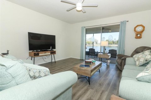 Casa en venta en Polk City, Florida, 3 dormitorios, 184.88 m2 № 1550706 - foto 5