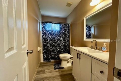 Townhouse in Gainesville, Florida 2 bedrooms, 105.82 sq.m. № 1690849 - photo 26