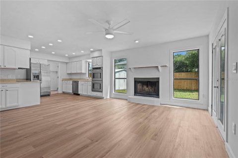 Casa en venta en Spring Hill, Florida, 4 dormitorios, 195.84 m2 № 1856563 - foto 19