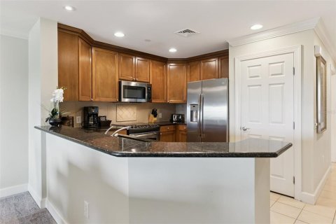 Condo in Kissimmee, Florida, 3 bedrooms  № 2208116 - photo 11