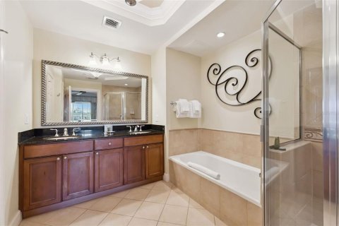 Condo in Kissimmee, Florida, 3 bedrooms  № 2208116 - photo 18