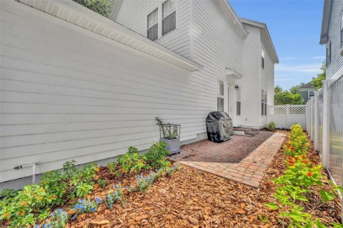 Casa en venta en Orlando, Florida, 3 dormitorios, 179.86 m2 № 1820654 - foto 21