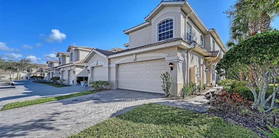 Condo à Sarasota, Floride, 3 chambres  № 2148364