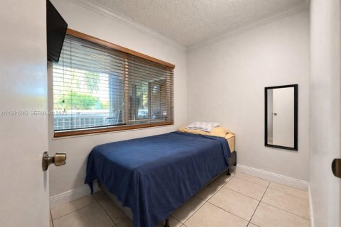 Copropriété à vendre à Hialeah, Floride: 2 chambres, 108.05 m2 № 1990961 - photo 13