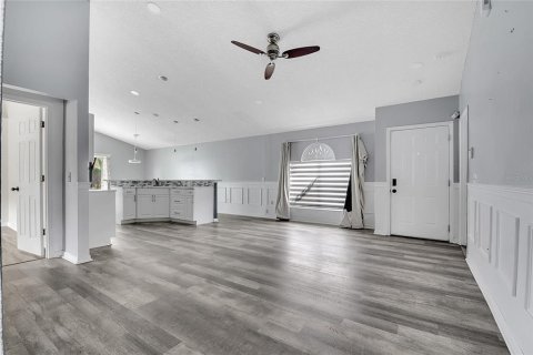 Casa en venta en Orlando, Florida, 3 dormitorios, 120.03 m2 № 1906120 - foto 8