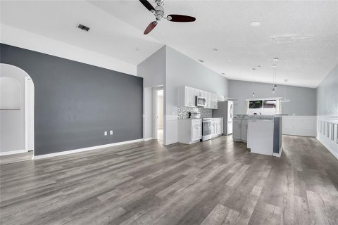 Casa en venta en Orlando, Florida, 3 dormitorios, 120.03 m2 № 1906120 - foto 13