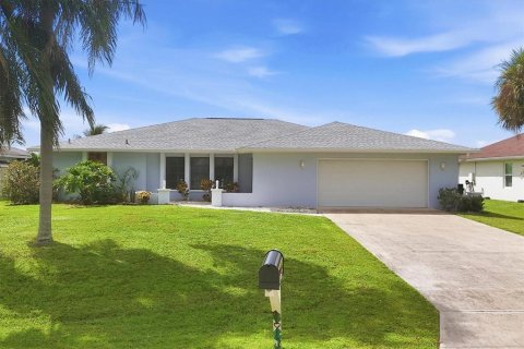 Villa ou maison à vendre à Port Charlotte, Floride: 3 chambres, 176.42 m2 № 2324224 - photo 7