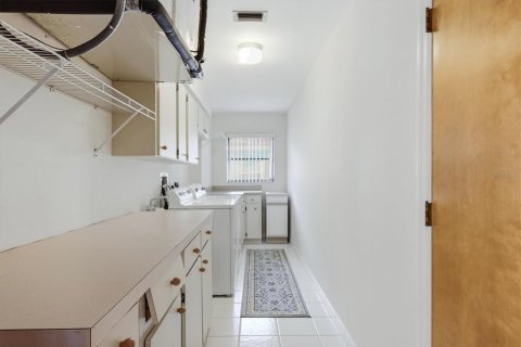 Villa ou maison à vendre à Port Charlotte, Floride: 3 chambres, 176.42 m2 № 2324224 - photo 29