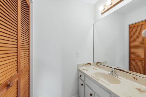 Villa ou maison à vendre à Port Charlotte, Floride: 3 chambres, 176.42 m2 № 2324224 - photo 23