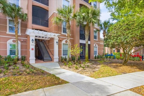 Condominio en venta en Davenport, Florida, 3 dormitorios, 115.94 m2 № 2100855 - foto 2