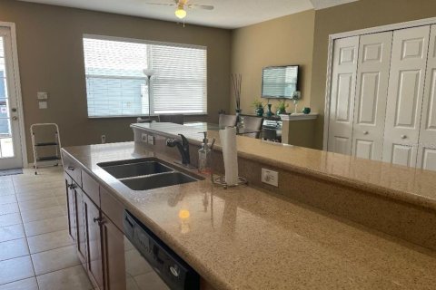 Townhouse in Orlando, Florida 3 bedrooms, 132.66 sq.m. № 1687947 - photo 7