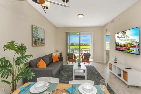 Condominio en venta en Kissimmee, Florida, 2 dormitorios, 104.61 m2 № 2118299 - foto 3