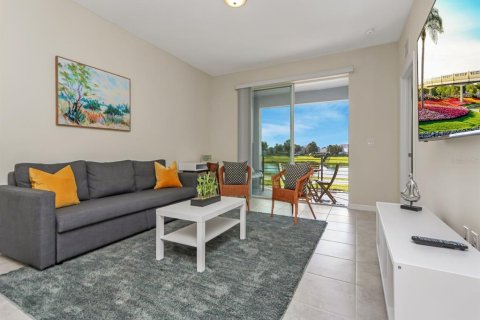 Condominio en venta en Kissimmee, Florida, 2 dormitorios, 104.61 m2 № 2118299 - foto 12