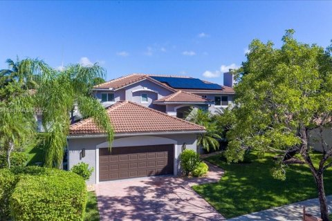 Купить виллу или дом в Уэстон, Флорида 5 спален, 317.35м2, № 1956020 - фото 3