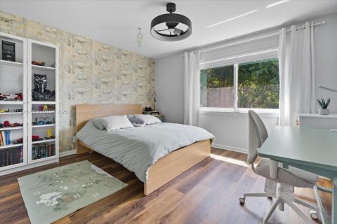 Купить виллу или дом в Уэстон, Флорида 5 спален, 317.35м2, № 1956020 - фото 30