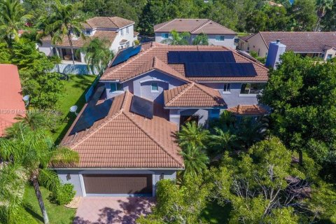 Купить виллу или дом в Уэстон, Флорида 5 спален, 317.35м2, № 1956020 - фото 4