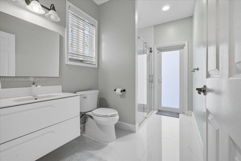 Купить виллу или дом в Уэстон, Флорида 5 спален, 317.35м2, № 1956020 - фото 18