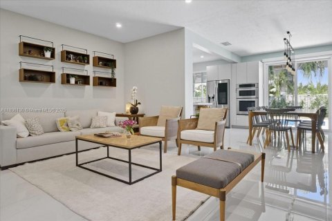 Купить виллу или дом в Уэстон, Флорида 5 спален, 317.35м2, № 1956020 - фото 10