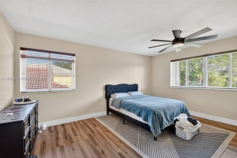 Снять в аренду виллу или дом в Лейк-Уорт, Флорида 5 спален, 250.46м2, № 2028381 - фото 30