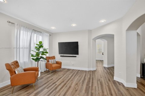 Снять в аренду виллу или дом в Лейк-Уорт, Флорида 5 спален, 250.46м2, № 2028381 - фото 10