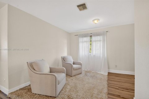 Снять в аренду виллу или дом в Лейк-Уорт, Флорида 5 спален, 250.46м2, № 2028381 - фото 26