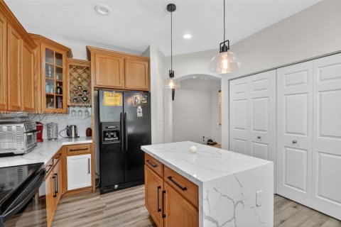 Снять в аренду виллу или дом в Лейк-Уорт, Флорида 5 спален, 250.46м2, № 2028381 - фото 15