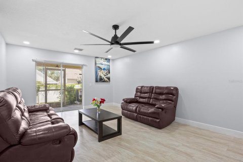 Adosado en venta en Valrico, Florida, 2 dormitorios, 144.93 m2 № 1886818 - foto 6