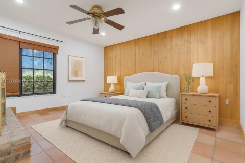 House in Miami, Florida 4 bedrooms, 147.53 sq.m. № 1977062 - photo 12